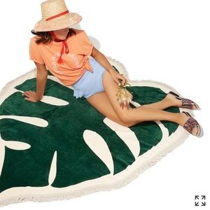 Bando Monstera Beach Towel